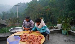 游子回到家乡写一段话