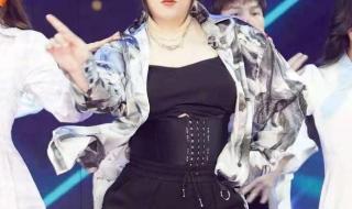 百变大咖秀冠军锤娜丽莎 百变大咖秀冠军锤娜丽莎